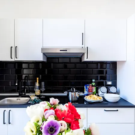 A World Aparts - 32 Modena 公寓