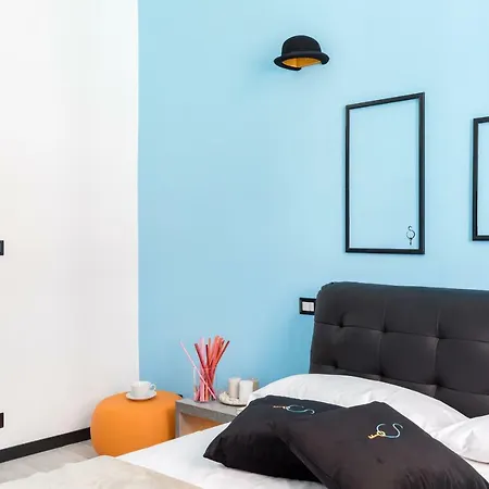 A World Aparts - 32 Modena 公寓